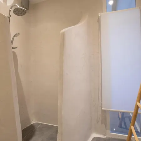 Kalanan Luxury Apartment *